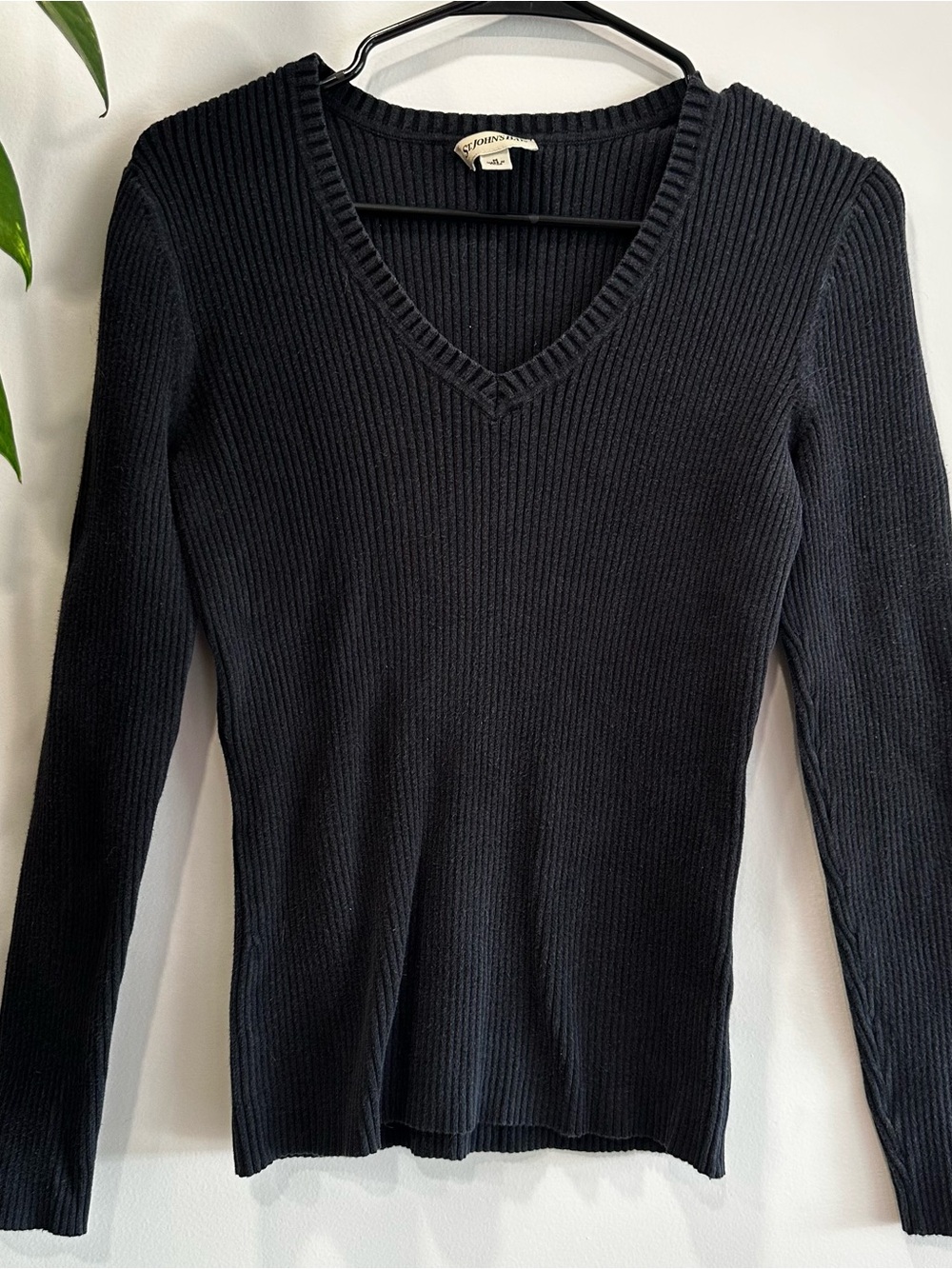 St. John's Bay Black Cotton Blend Ribbed V Neck Sweater Women’s Medium Earthy